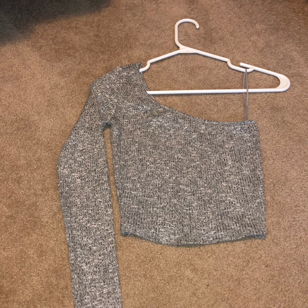 Asymmetrical one sleeve crop top